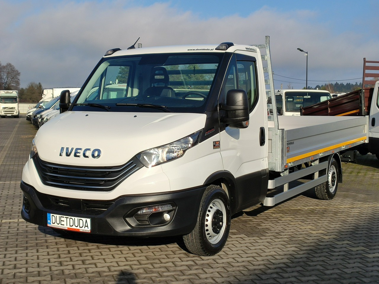 Iveco Daily 35S16 V - الشاحنات الصغيرة المسطحة: صور 5 Iveco Daily 35S16 V - الشاحنات الصغيرة المسطحة: صور 5