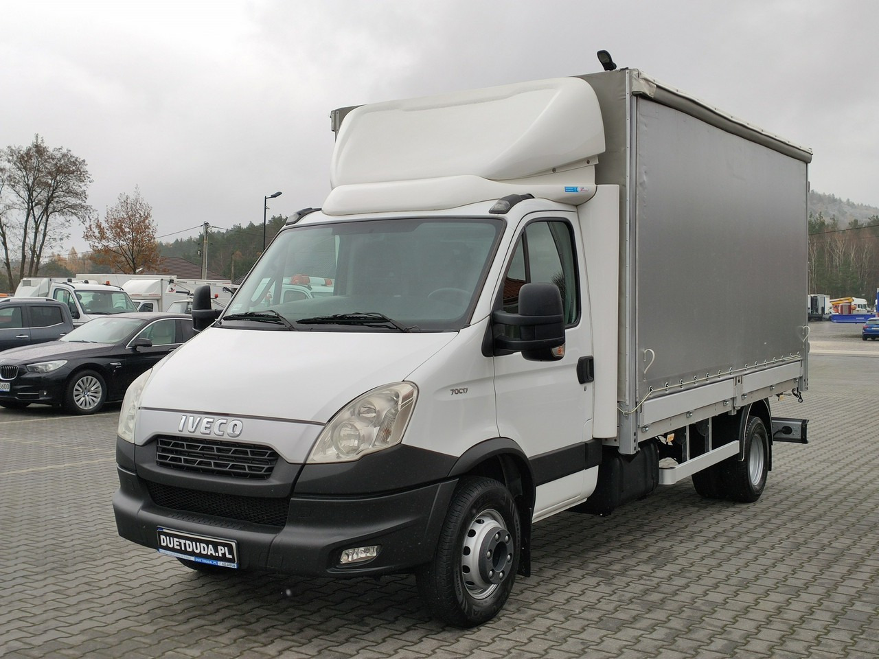 Iveco Daily 70C17 Firana Tył Drzwi Zadbany w Pełni Sprawny Super Stan - الشاحنات الصغيرة ستائر: صور 4 Iveco Daily 70C17 Firana Tył Drzwi Zadbany w Pełni Sprawny Super Stan - الشاحنات الصغيرة ستائر: صور 4