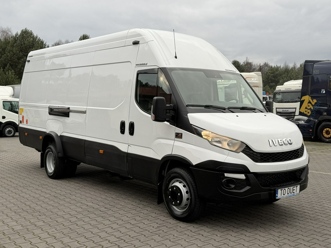 Iveco Daily 70C18 V H - فان: صور 1 Iveco Daily 70C18 V H - فان: صور 1