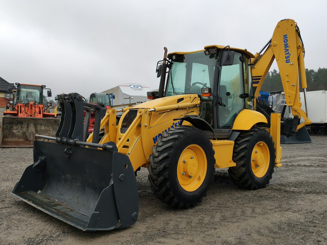 Komatsu WB 93S-5E0 Bez Luzów Zadbana Sprawna Super Stan !!! - حفار متعدد الاستخدام: صور 1 Komatsu WB 93S-5E0 Bez Luzów Zadbana Sprawna Super Stan !!! - حفار متعدد الاستخدام: صور 1