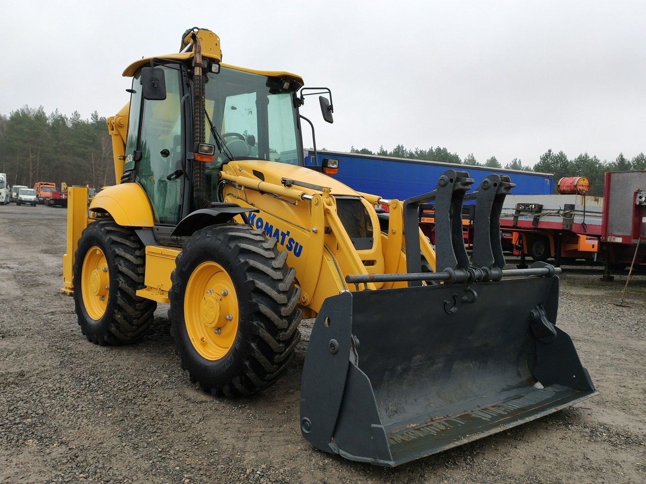 Komatsu WB 93S-5E0 Bez Luzów Zadbana Sprawna Super Stan !!! - حفار متعدد الاستخدام: صور 2 Komatsu WB 93S-5E0 Bez Luzów Zadbana Sprawna Super Stan !!! - حفار متعدد الاستخدام: صور 2