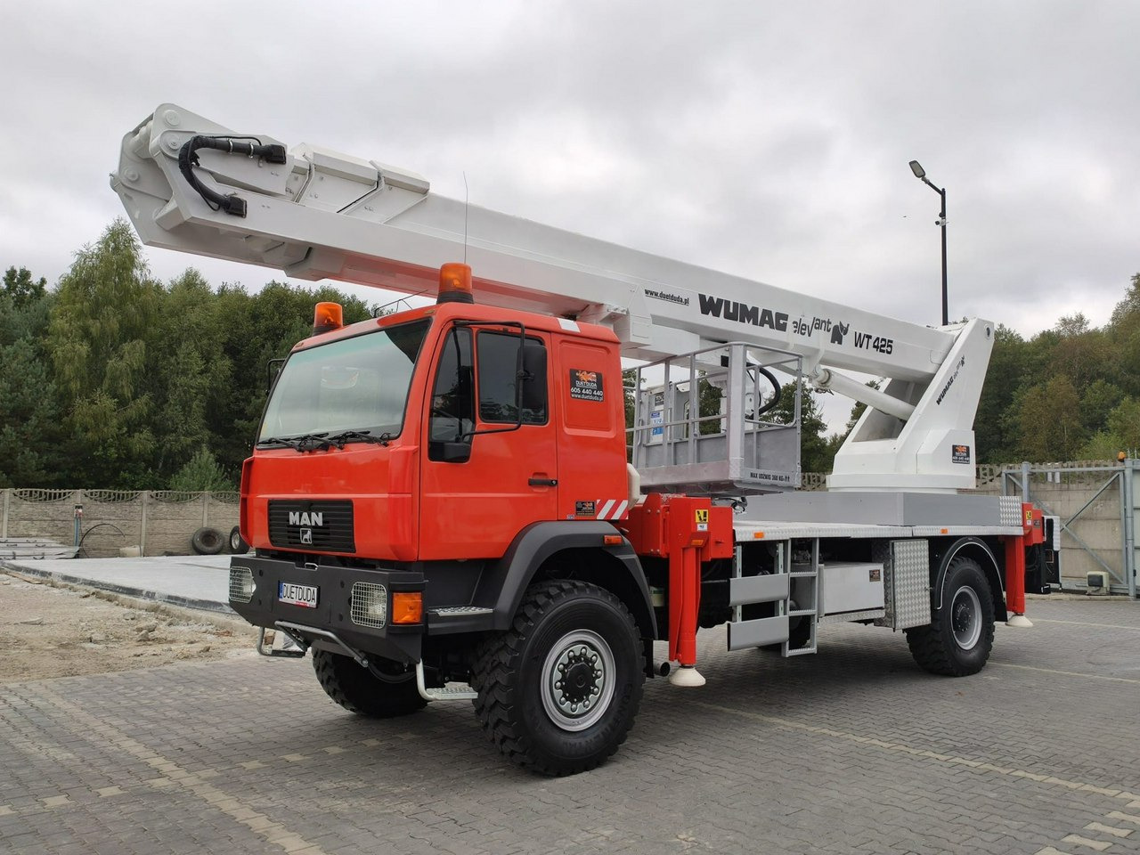 MAN 18.284 4x4 Zwyżka WUMAG WT 425 Podnośnik Koszowy - مصاعد الازدهار محمولة على شاحنة: صور 5 MAN 18.284 4x4 Zwyżka WUMAG WT 425 Podnośnik Koszowy - مصاعد الازدهار محمولة على شاحنة: صور 5