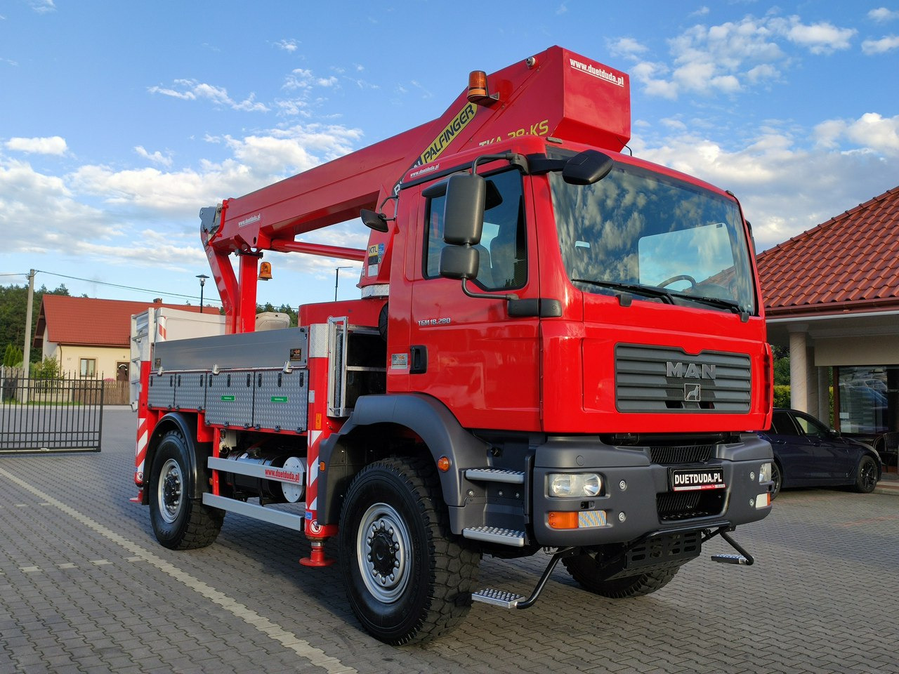 MAN TGM 18.280 4x4 Zwyżka Bison Palfinger TKA 28 Podnośnik Koszowy - مصاعد الازدهار محمولة على شاحنة: صور 5 MAN TGM 18.280 4x4 Zwyżka Bison Palfinger TKA 28 Podnośnik Koszowy - مصاعد الازدهار محمولة على شاحنة: صور 5