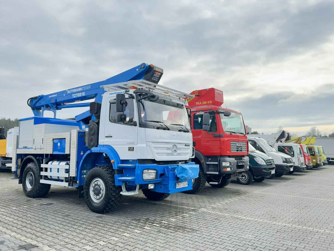 Mercedes AXOR 1829 4x4 Zwyżka RUTHMANN STEIGER T270S16 Podnośnik Koszowy - مصاعد الازدهار محمولة على شاحنة: صور 5 Mercedes AXOR 1829 4x4 Zwyżka RUTHMANN STEIGER T270S16 Podnośnik Koszowy - مصاعد الازدهار محمولة على شاحنة: صور 5