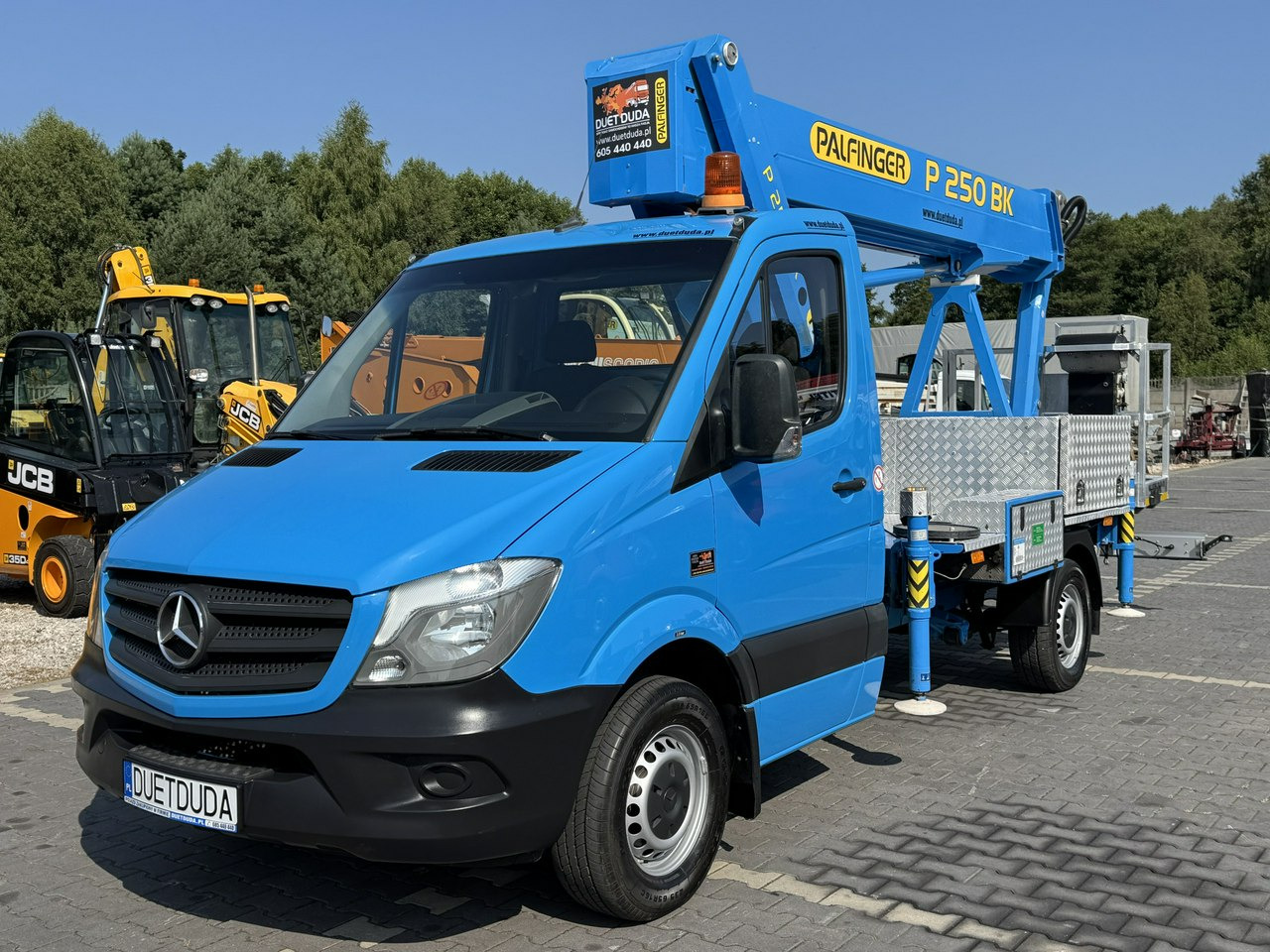 Mercedes Sprinter - مصاعد الازدهار محمولة على شاحنة: صور 3 Mercedes Sprinter - مصاعد الازدهار محمولة على شاحنة: صور 3