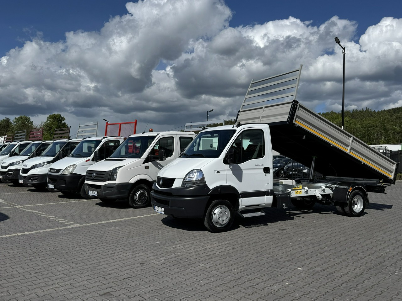 Renault Mascott - قلاب صغير: صور 1 Renault Mascott - قلاب صغير: صور 1