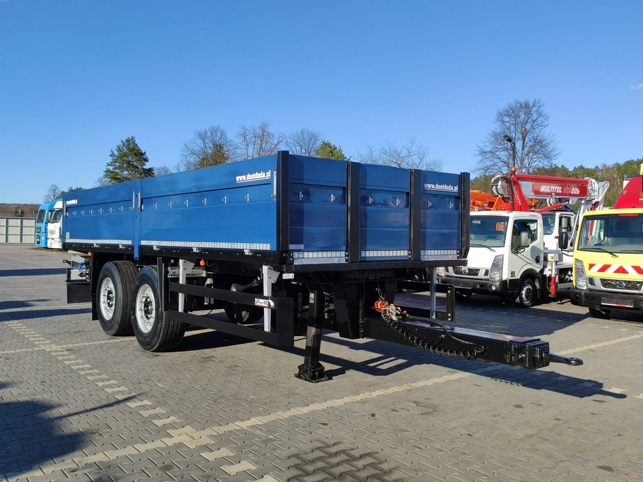 Schmitz Cargobull Ciężarowa 2-osiowa na poduszkach Tandem Stan Unikat !!! - مقطورات مسطحة: صور 4 Schmitz Cargobull Ciężarowa 2-osiowa na poduszkach Tandem Stan Unikat !!! - مقطورات مسطحة: صور 4