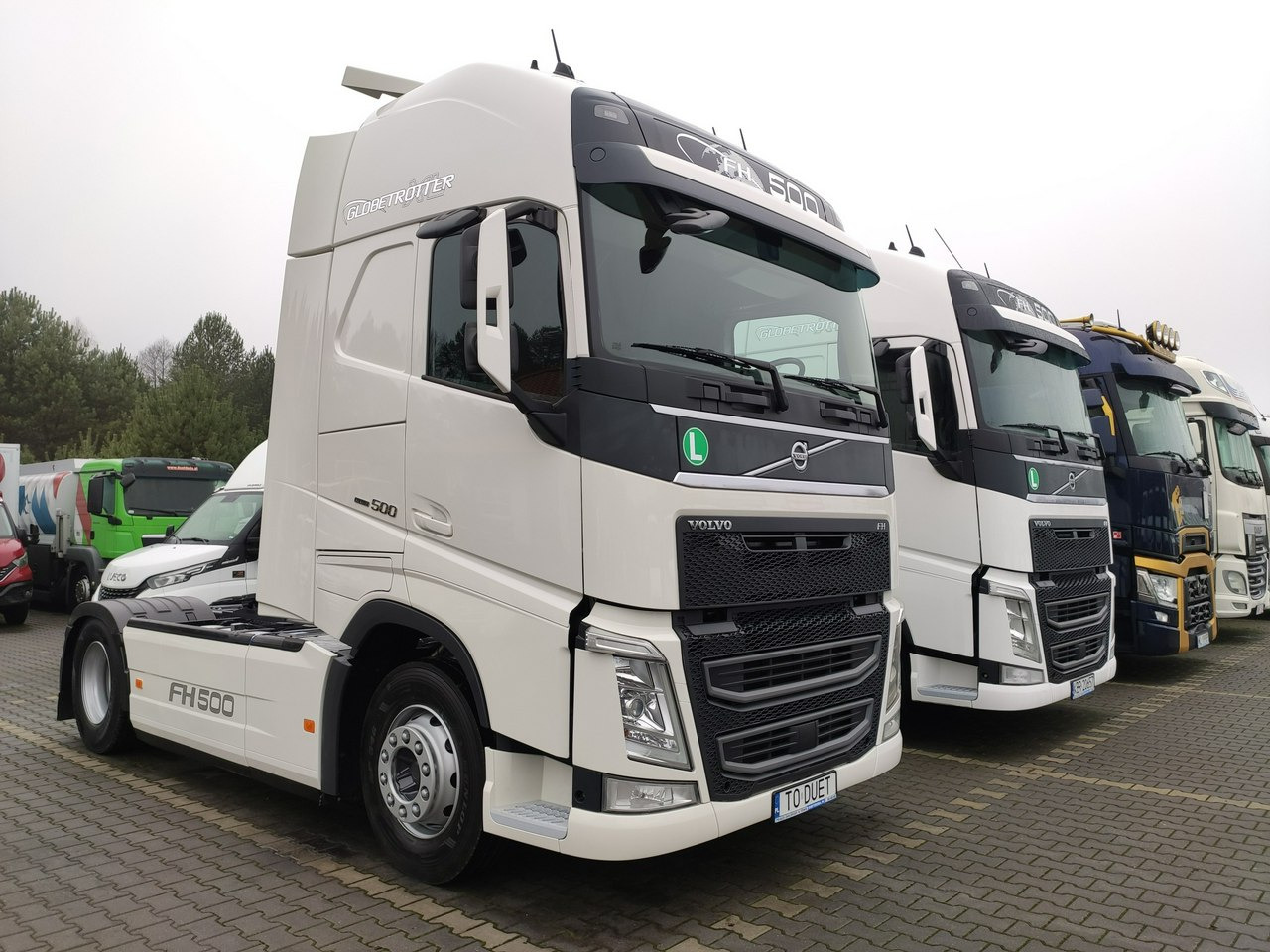 Volvo FH 500 E6 Standard Globetrotter XL - شاحنة جرار: صور 1 Volvo FH 500 E6 Standard Globetrotter XL - شاحنة جرار: صور 1