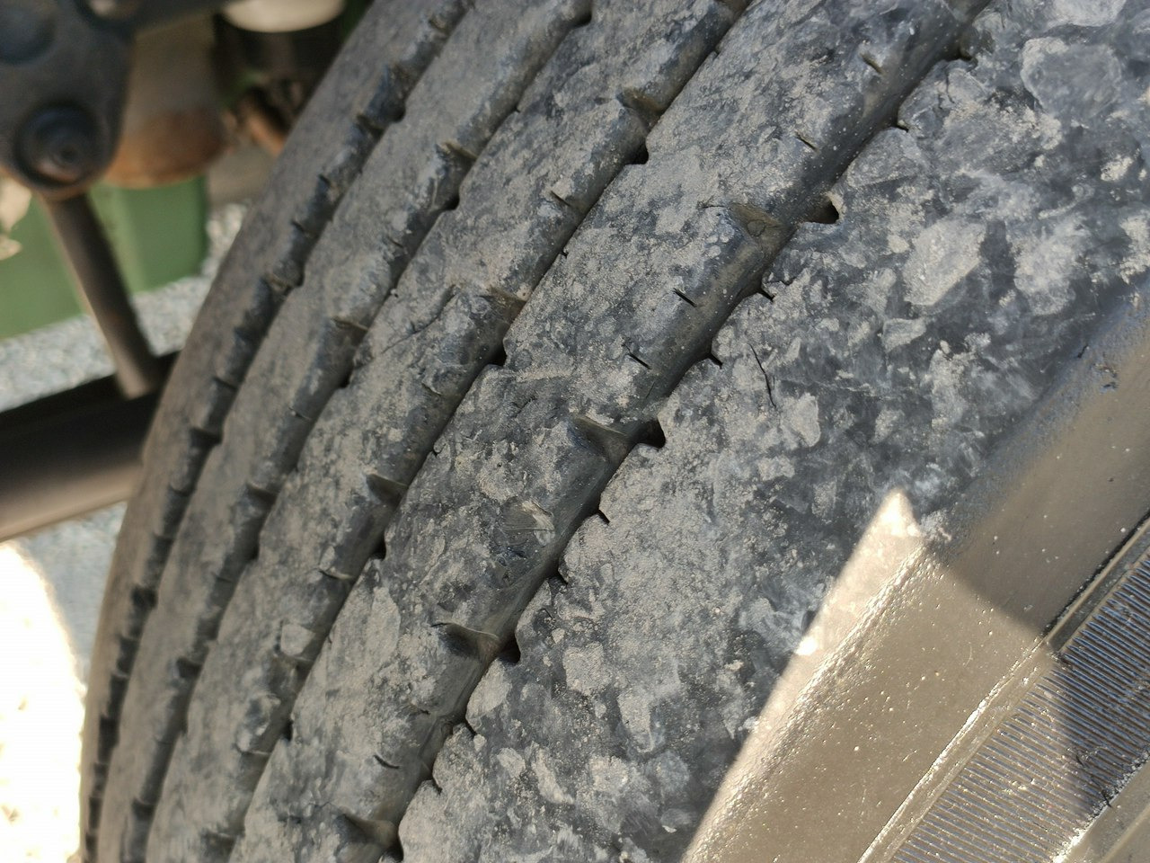 Volvo FM 440 6x4 HDS FASSI F170 Składany w Literę Z - شاحنات مسطحة, شاحنة كرين: صور 5 Volvo FM 440 6x4 HDS FASSI F170 Składany w Literę Z - شاحنات مسطحة, شاحنة كرين: صور 5