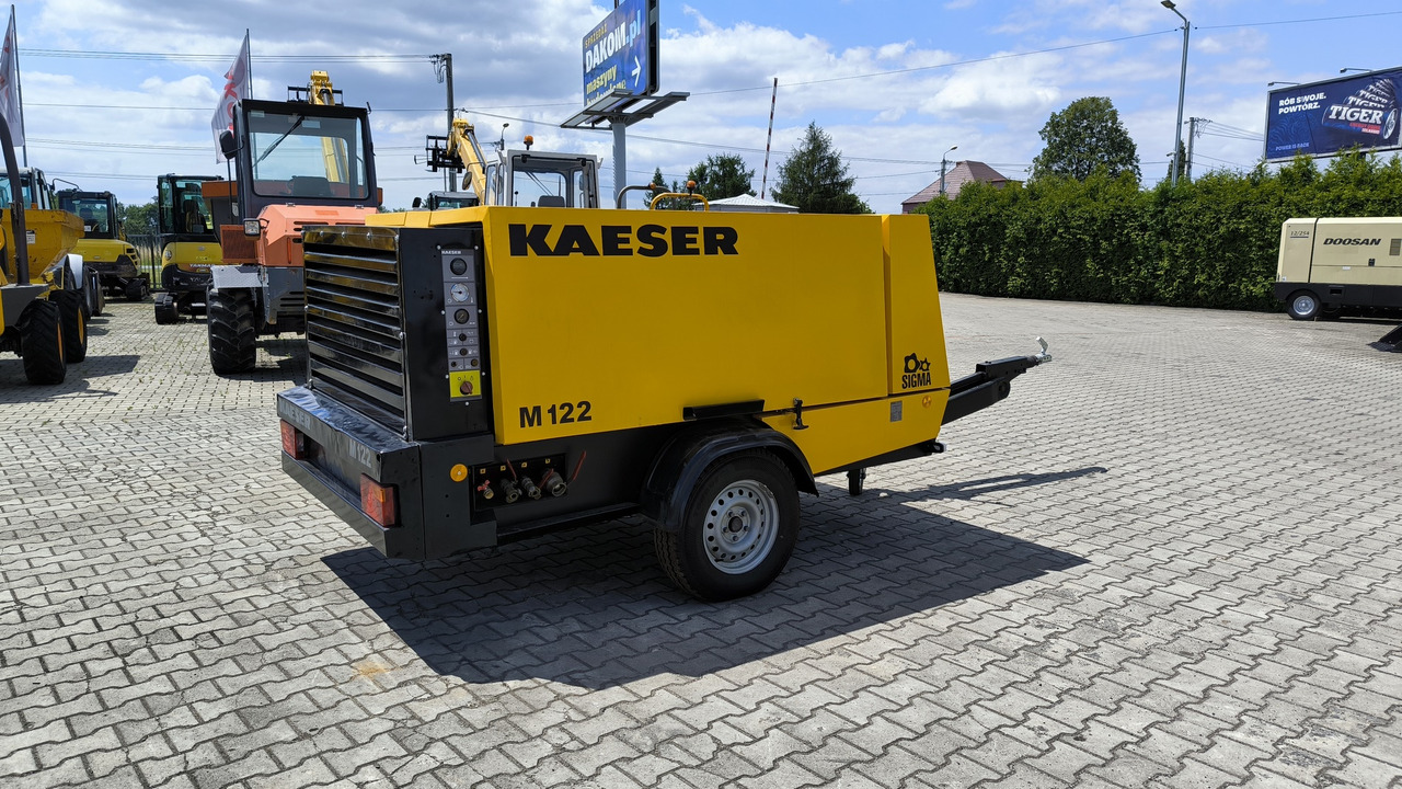KAESER M 122 - ضاغط الهواء: صور 1 KAESER M 122 - ضاغط الهواء: صور 1