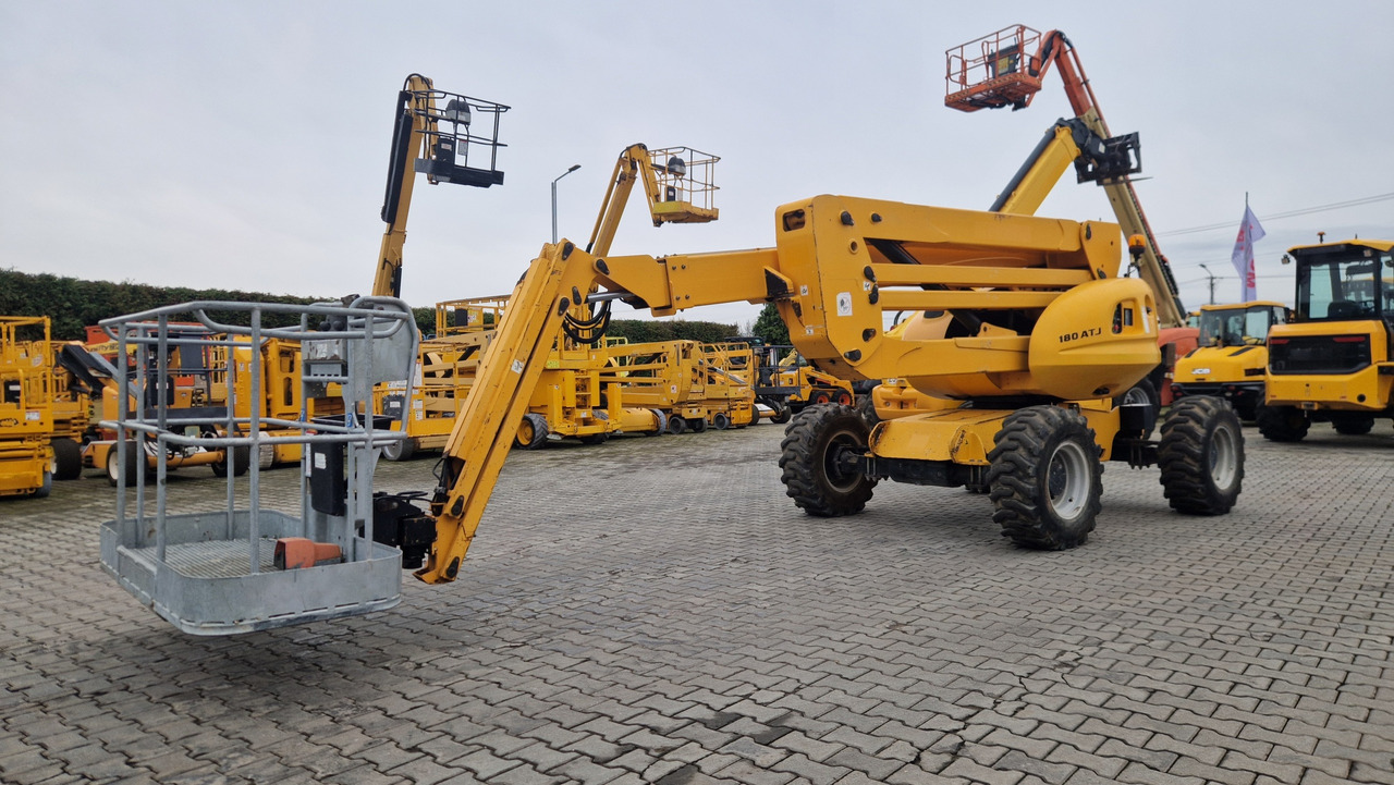 MANITOU 180 ATJ E3 - رافعات سلة مفصلية: صور 1 MANITOU 180 ATJ E3 - رافعات سلة مفصلية: صور 1