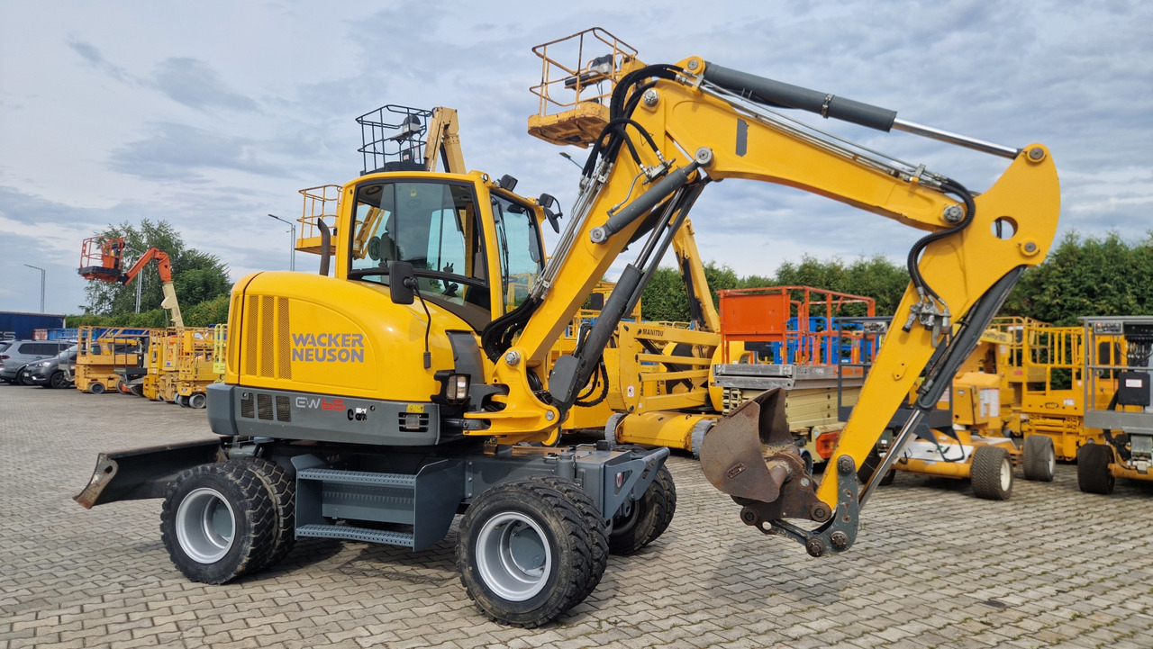 WACKER NEUSON EW65 - حفارة على عجلات: صور 3 WACKER NEUSON EW65 - حفارة على عجلات: صور 3