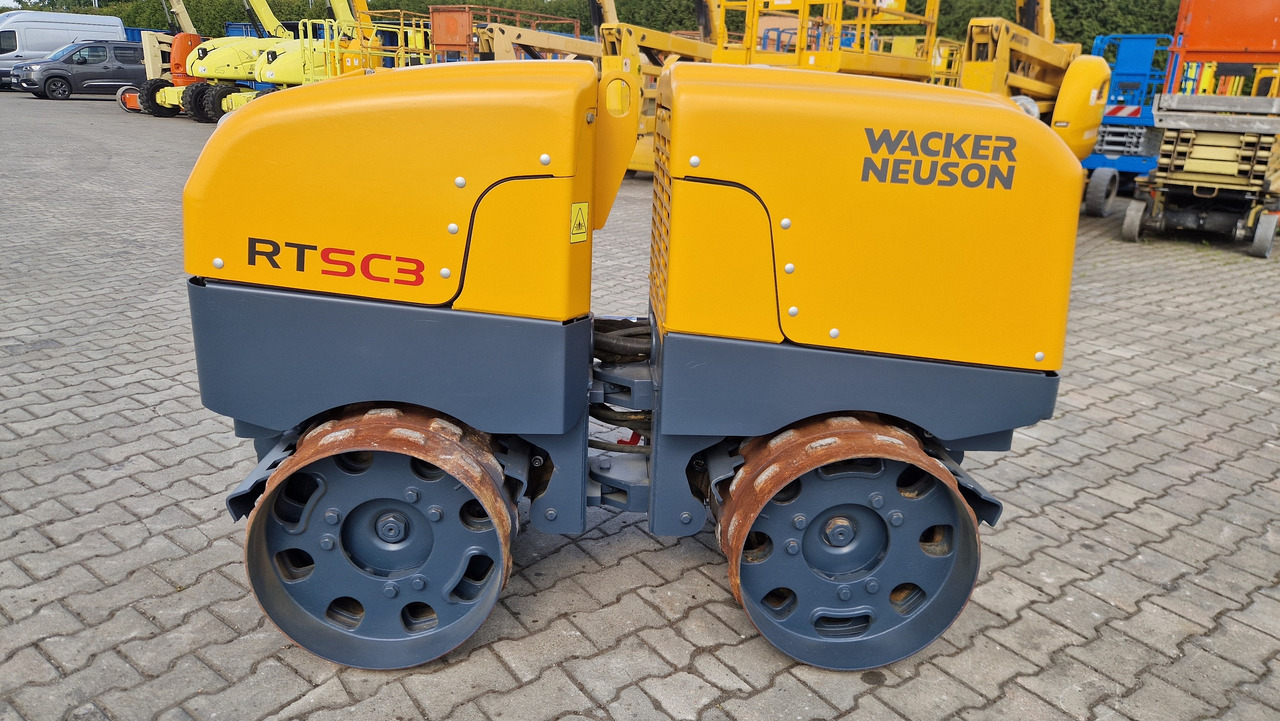 WACKER NEUSON RT SC 3 - مداحل الأسفلت الصغيرة: صور 4 WACKER NEUSON RT SC 3 - مداحل الأسفلت الصغيرة: صور 4