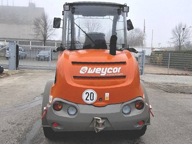 Atlas AR 400 - شيول صغير: صور 5 Atlas AR 400 - شيول صغير: صور 5