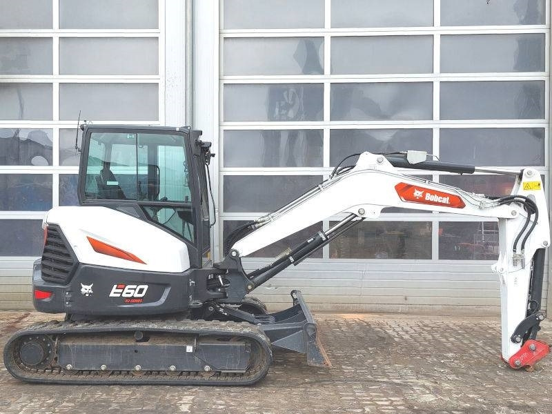 Bobcat E 60 - حفارة مصغرة: صور 5 Bobcat E 60 - حفارة مصغرة: صور 5