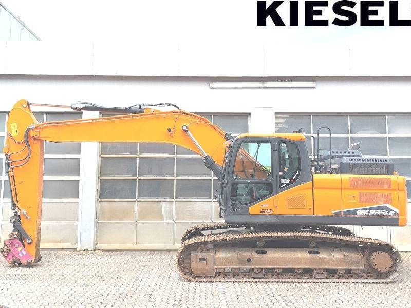 Doosan DX 235 C-7 - حفارات زحافة: صور 1 Doosan DX 235 C-7 - حفارات زحافة: صور 1