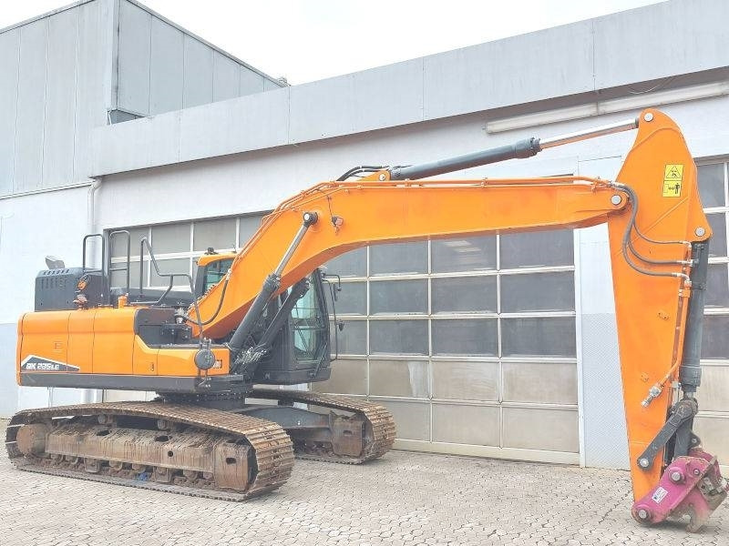 Doosan DX 235 C-7 - حفارات زحافة: صور 4 Doosan DX 235 C-7 - حفارات زحافة: صور 4