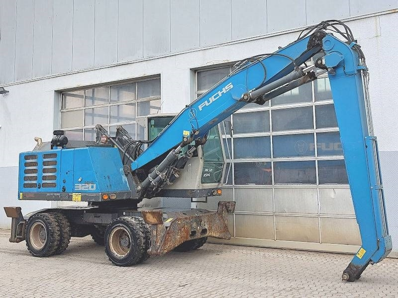 Fuchs MHL 320 F - حفارة النقل والشحن: صور 4 Fuchs MHL 320 F - حفارة النقل والشحن: صور 4