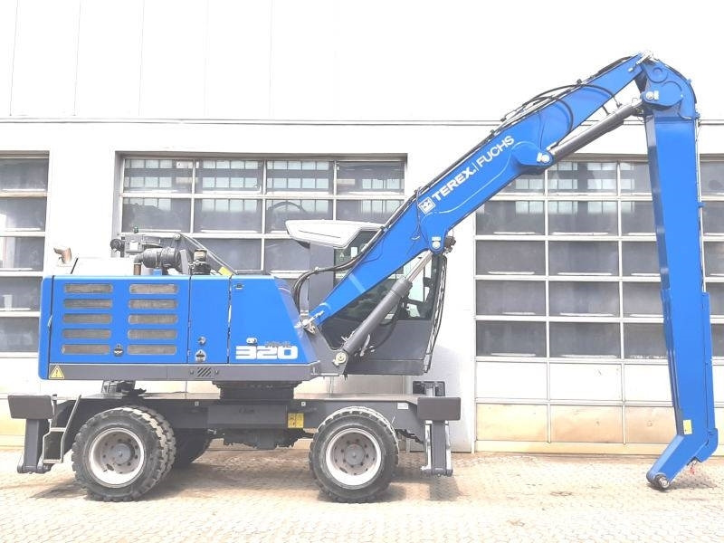 Fuchs MHL 320 F - حفارة النقل والشحن: صور 5 Fuchs MHL 320 F - حفارة النقل والشحن: صور 5