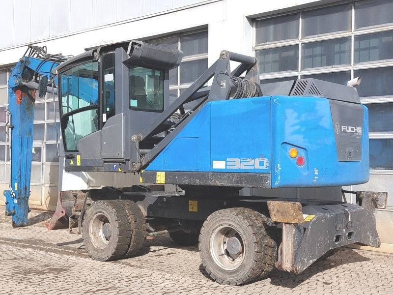 Fuchs MHL 320 F - حفارة النقل والشحن: صور 3 Fuchs MHL 320 F - حفارة النقل والشحن: صور 3