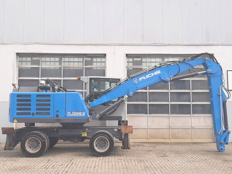 Fuchs MHL 320 F - حفارة النقل والشحن: صور 5 Fuchs MHL 320 F - حفارة النقل والشحن: صور 5
