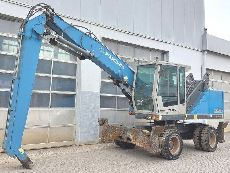 Fuchs MHL 320 F - حفارة النقل والشحن: صور 2 Fuchs MHL 320 F - حفارة النقل والشحن: صور 2