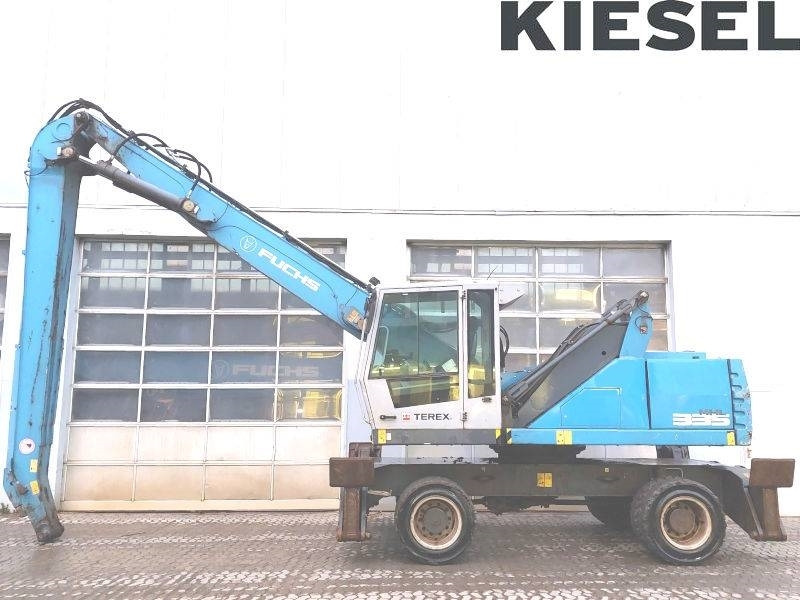 Fuchs MHL 335 E - حفارة النقل والشحن: صور 1 Fuchs MHL 335 E - حفارة النقل والشحن: صور 1