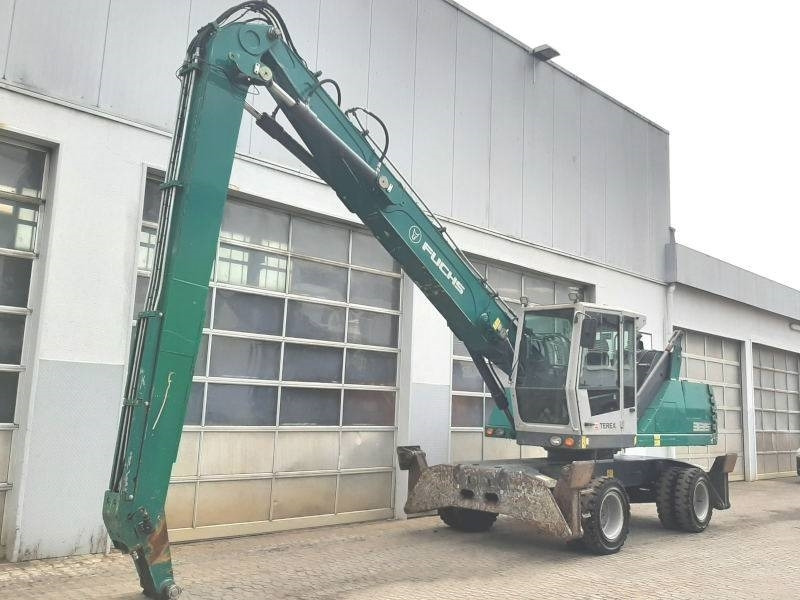 Fuchs MHL 335 E - حفارة النقل والشحن: صور 2 Fuchs MHL 335 E - حفارة النقل والشحن: صور 2