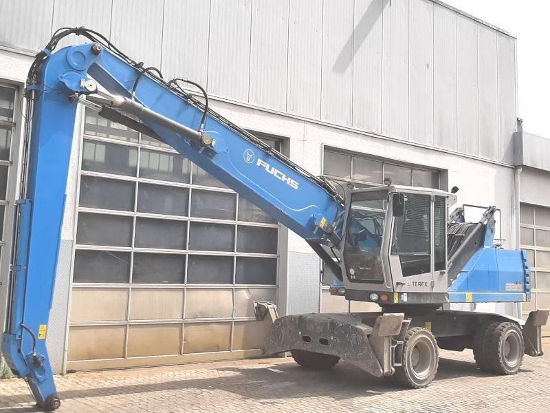 Fuchs MHL 335 E - حفارة النقل والشحن: صور 2 Fuchs MHL 335 E - حفارة النقل والشحن: صور 2