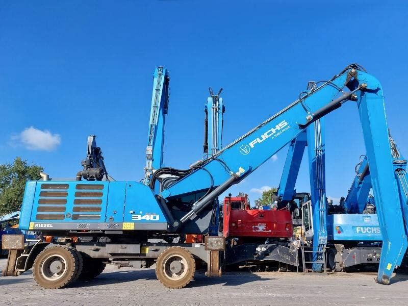 Fuchs MHL 340 F - حفارة النقل والشحن: صور 5 Fuchs MHL 340 F - حفارة النقل والشحن: صور 5