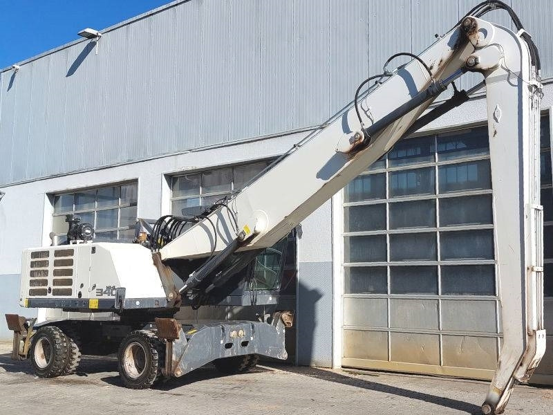 Fuchs MHL 340 F - حفارة النقل والشحن: صور 4 Fuchs MHL 340 F - حفارة النقل والشحن: صور 4