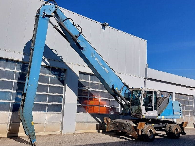 Fuchs MHL 350 E - حفارة النقل والشحن: صور 2 Fuchs MHL 350 E - حفارة النقل والشحن: صور 2