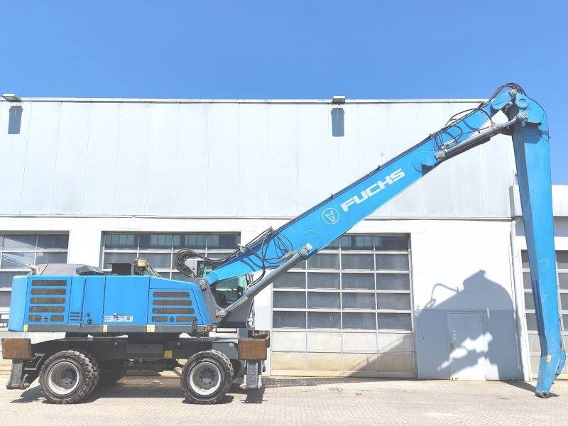 Fuchs MHL 360 F - حفارة النقل والشحن: صور 5 Fuchs MHL 360 F - حفارة النقل والشحن: صور 5