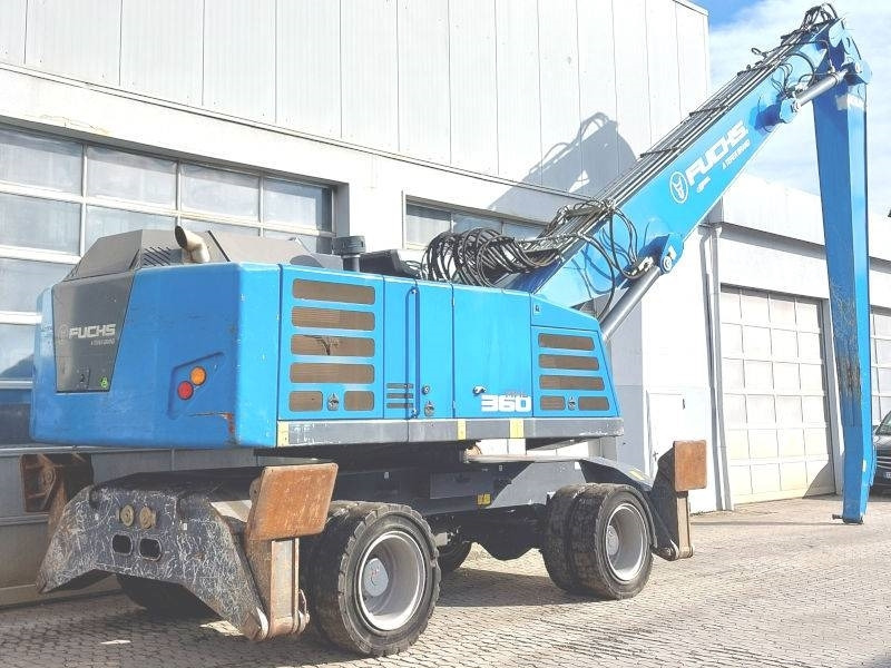 Fuchs MHL 360 F - حفارة النقل والشحن: صور 5 Fuchs MHL 360 F - حفارة النقل والشحن: صور 5