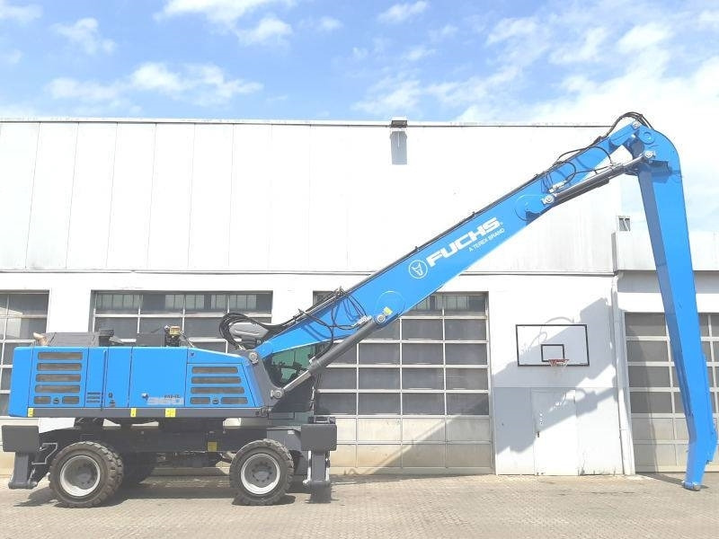 Fuchs MHL 360 F - حفارة النقل والشحن: صور 5 Fuchs MHL 360 F - حفارة النقل والشحن: صور 5