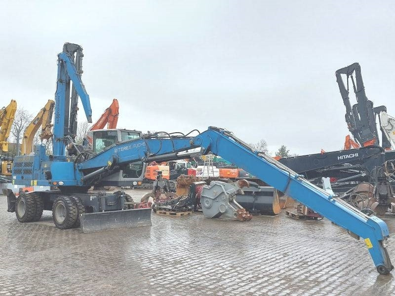 Fuchs MHL 820 D Elektro - حفارة النقل والشحن: صور 4 Fuchs MHL 820 D Elektro - حفارة النقل والشحن: صور 4