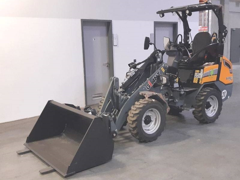 Giant G 2200 E X-Tra Elektro / electric - شيول صغير: صور 2 Giant G 2200 E X-Tra Elektro / electric - شيول صغير: صور 2
