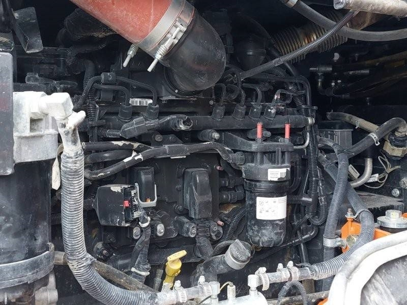 اللودر بعجل Hitachi ZW 310-6: صور 8