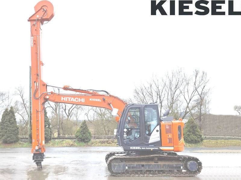 Hitachi ZX 135 US-6 Teledipper - حفارات زحافة: صور 1 Hitachi ZX 135 US-6 Teledipper - حفارات زحافة: صور 1