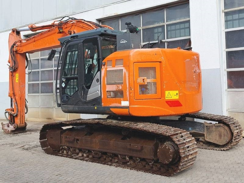 Hitachi ZX 225 US LC-6 - حفارات زحافة: صور 3 Hitachi ZX 225 US LC-6 - حفارات زحافة: صور 3