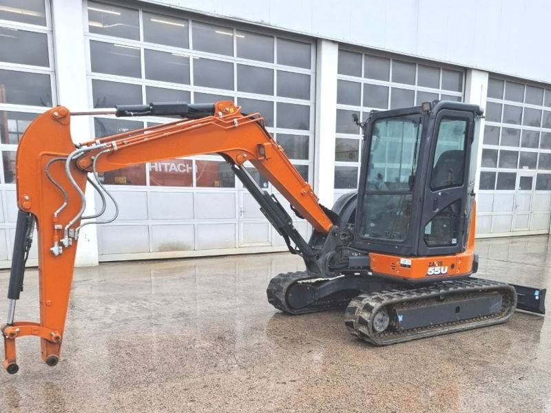 Hitachi ZX 55 U-6 - حفارة مصغرة: صور 2 Hitachi ZX 55 U-6 - حفارة مصغرة: صور 2