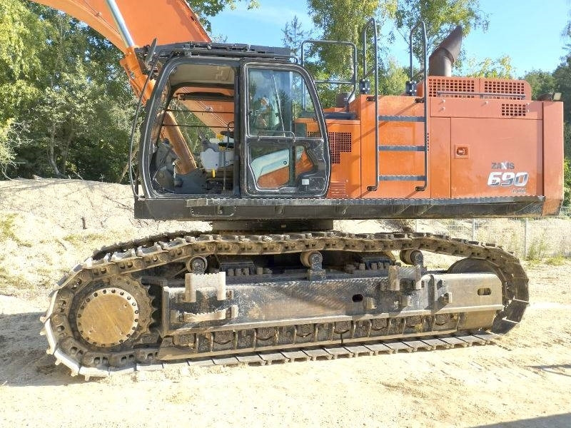 Hitachi ZX 690 LCH-7 - حفارات زحافة: صور 2 Hitachi ZX 690 LCH-7 - حفارات زحافة: صور 2