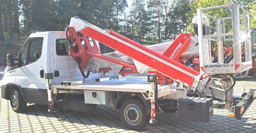Iveco Multitel MX210 Arbeitsbühne - مصاعد الازدهار محمولة على شاحنة: صور 5 Iveco Multitel MX210 Arbeitsbühne - مصاعد الازدهار محمولة على شاحنة: صور 5