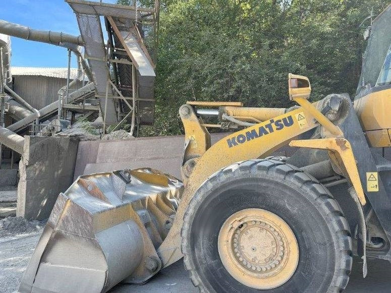 Komatsu WA 500-6 - اللودر بعجل: صور 2 Komatsu WA 500-6 - اللودر بعجل: صور 2
