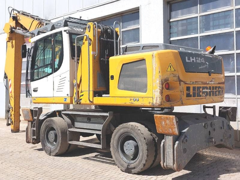 Liebherr LH 24 - حفارة النقل والشحن: صور 3 Liebherr LH 24 - حفارة النقل والشحن: صور 3