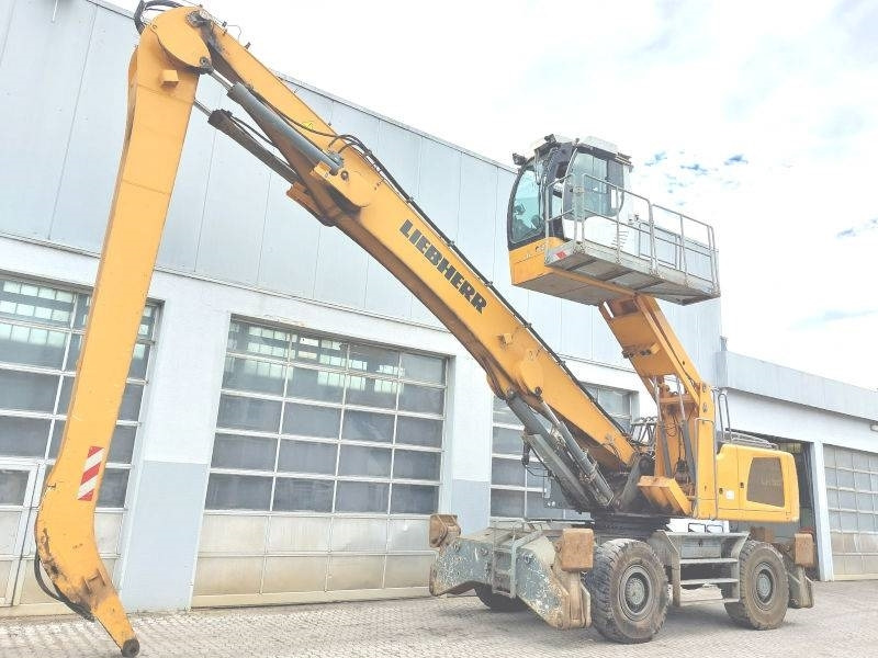 Liebherr LH 50 - حفارة النقل والشحن: صور 2 Liebherr LH 50 - حفارة النقل والشحن: صور 2
