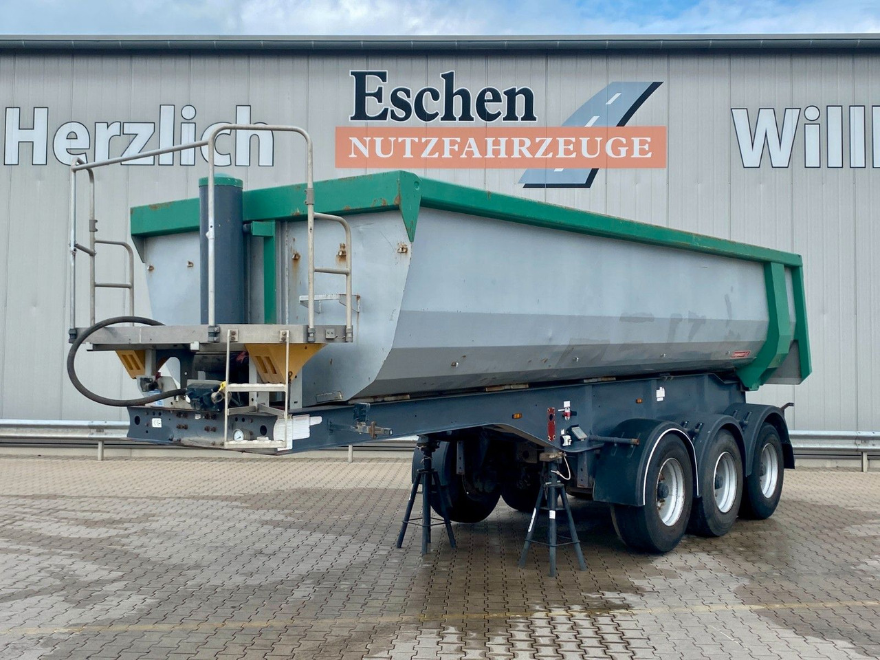 Langendorf SKS-HS 24/29 | Stahl 23m³*Luft-Lift*BPW*EBS - قلابة نصف مقطورة: صور 1 Langendorf SKS-HS 24/29 | Stahl 23m³*Luft-Lift*BPW*EBS - قلابة نصف مقطورة: صور 1