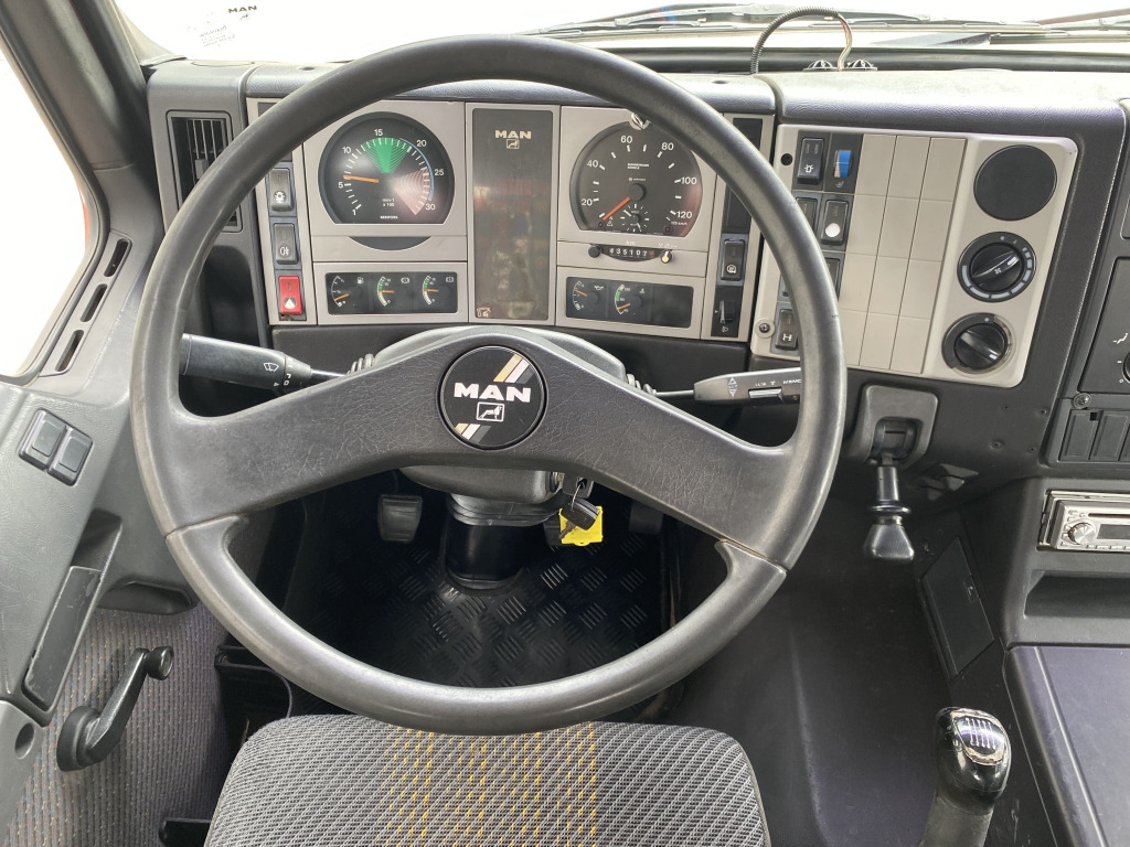 قلابات, شاحنة كرين MAN 18.285 MC / Palfinger PK 9501: صور 18