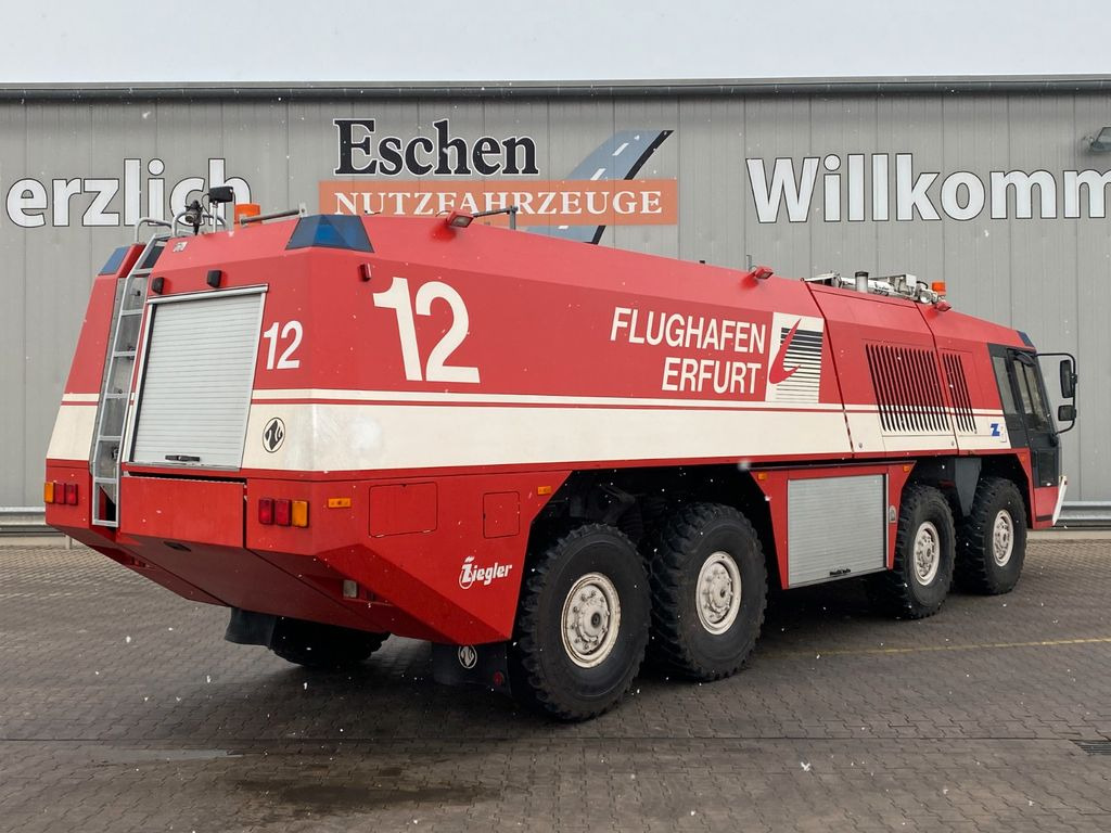MAN 38.000 VFAEG 8x8 Flugfeldlöschfahrzeug | Ziegler - شاحنة: صور 4 MAN 38.000 VFAEG 8x8 Flugfeldlöschfahrzeug | Ziegler - شاحنة: صور 4