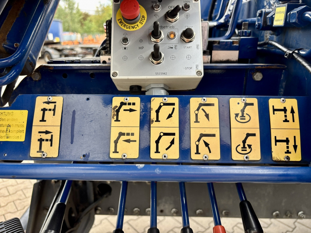 MAN TGS 18.360 4x2 LL / MKG HLK 121 Heckkran - شاحنات مسطحة: صور 5 MAN TGS 18.360 4x2 LL / MKG HLK 121 Heckkran - شاحنات مسطحة: صور 5